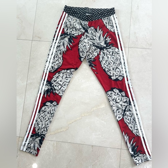 Adidas legging joggers Size Small - pineapple and stars - Picture 3 of 4